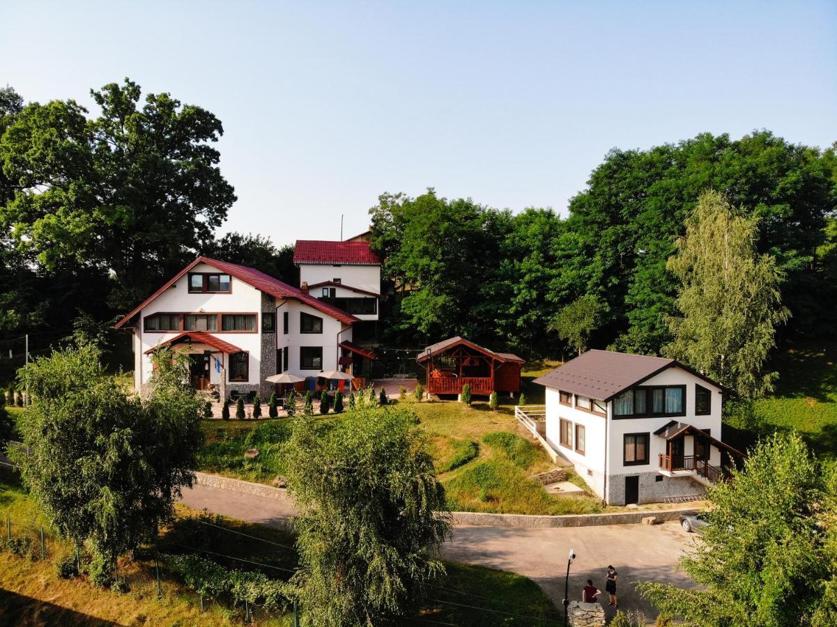 Stejarul Lui Andrei Hotel Izvoarele  Luaran gambar